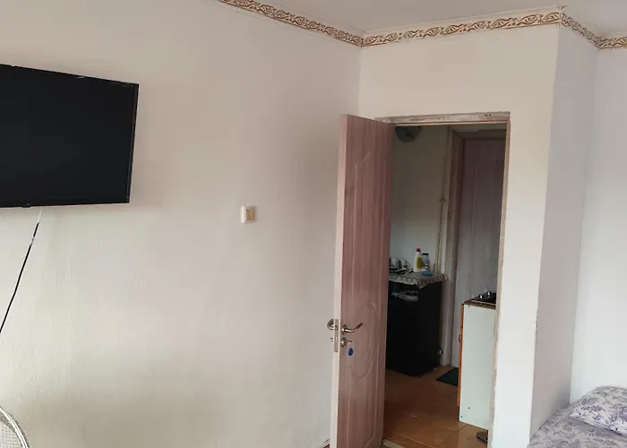 Casa Emy Aproape De Plaja 3 Papuci Constanţa